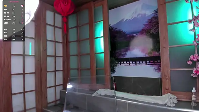 Snapshot of miiss_anna chatting on July 6, 3:58 pm miiss anna online show from July 6, 3:58 pm