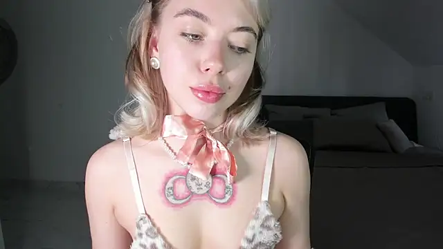 SimonaGerry online show from March 12, 6:51 am