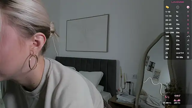 SimonaGerry online show from September 17, 3:41 am