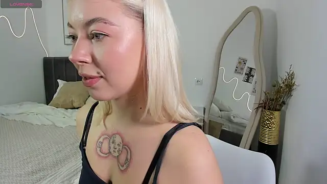 SimonaGerry online show from October 15, 4:44 am