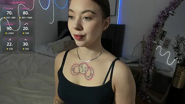 SimonaGerry online show from December 15, 4:40 am