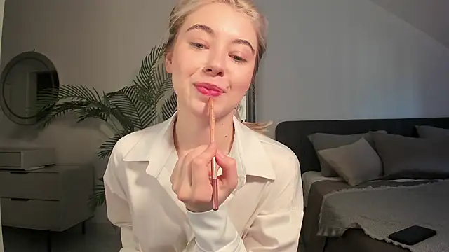 SimonaGerry online show from March 23, 5:21 am