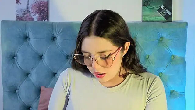 Paola Lyon  online show from September 25, 6:58 pm
