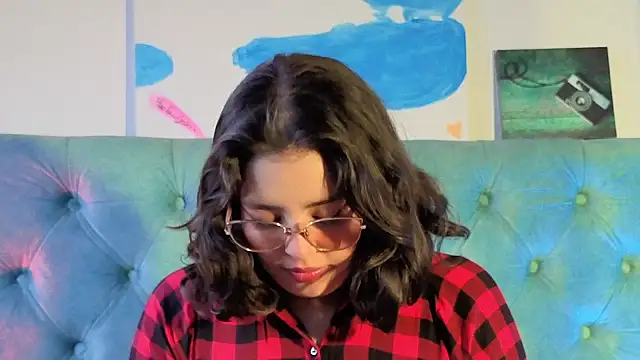 Paola Lyon  online show from February 16, 12:04 pm