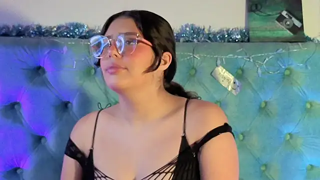 Paola Lyon  online show from January 12, 12:45 pm