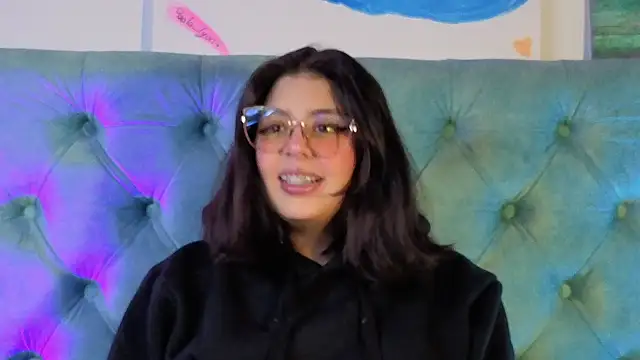 Paola Lyon  online show from February 11, 11:43 am