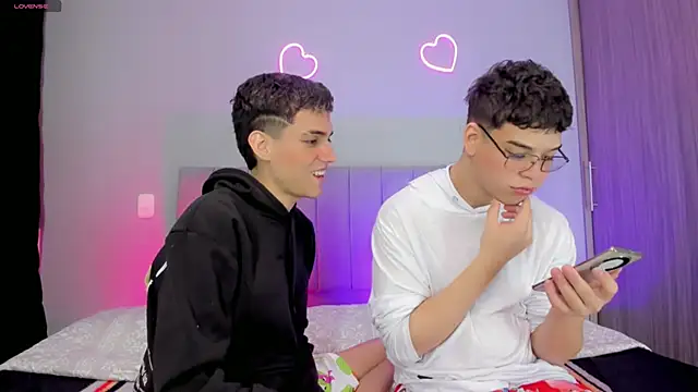 jake and joaquin online show from March 22, 11:53 pm