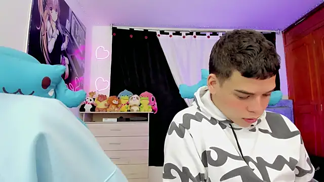 jake and joaquin online show from December 4, 4:15 am