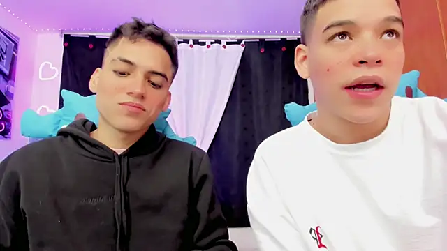 jake and joaquin online show from December 10, 8:51 am