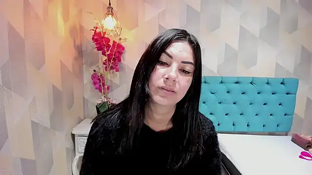 AdaFawxx online show from March 4, 4:31 am