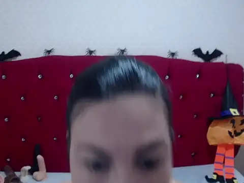 AdaFawxx online show from October 31, 3:47 am