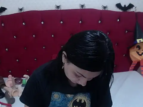 AdaFawxx online show from October 25, 2:55 am