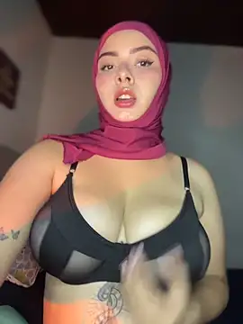 aneesa darzi online show from May 16, 11:04 pm