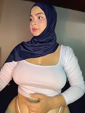 aneesa darzi online show from April 15, 4:55 pm