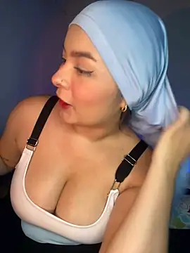 aneesa darzi online show from December 4, 12:57 am