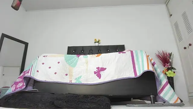 martinaclark online show from May 17, 10:32 pm