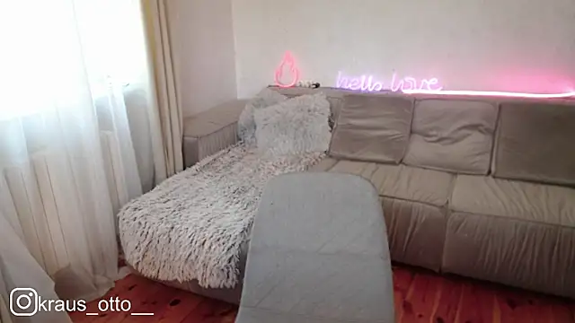 mrs kitty69 online show from June 15, 9:53 am