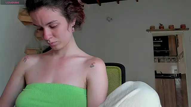 Rainbow leia online show from September 13, 7:14 pm