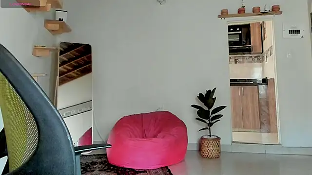 Rainbow leia online show from October 25, 6:30 pm