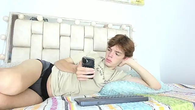 daniel hot03 online show from November 19, 1:44 pm