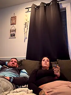 Snapshot of Chloexx69 chatting on November 6, 12:36 am Chloexx69 online show from November 6, 12:36 am