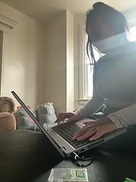 Snapshot of Chloexx69 chatting on November 21, 2:27 pm Chloexx69 online show from November 21, 2:27 pm