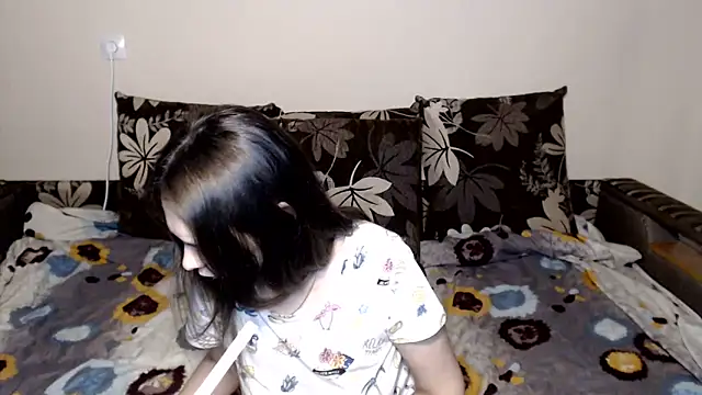 Nika Shiny online show from June 1, 5:18 am