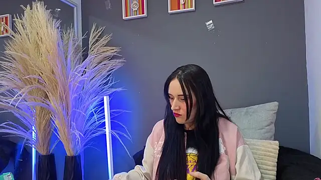 Snapshot of nadescomthxx chatting on November 21, 7:02 pm nadescomthxx online show from November 21, 7:02 pm