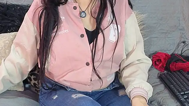 nadescomthxx online show from January 7, 4:23 pm