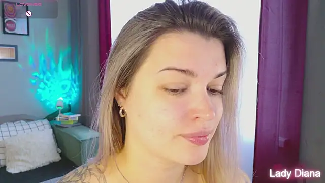 LancasterLady online show from November 2, 9:58 am