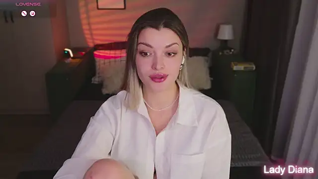 LancasterLady online show from November 19, 1:33 pm