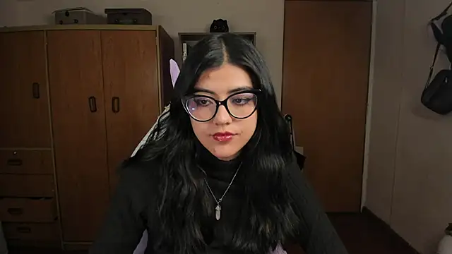 valerie  skyy online show from January 21, 2:54 am