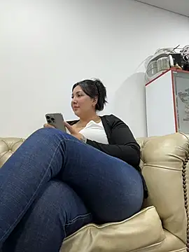 Snapshot of my-kitty chatting on July 9, 11:59 pm my-kitty online show from July 9, 11:59 pm