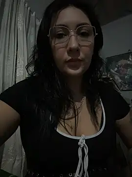 Snapshot of my-kitty chatting on July 11, 12:22 am my-kitty online show from July 11, 12:22 am