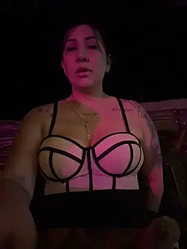 Snapshot of my-kitty chatting on July 5, 1:21 am my-kitty online show from July 5, 1:21 am