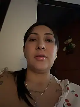 Snapshot of my-kitty chatting on July 5, 4:19 am my-kitty online show from July 5, 4:19 am