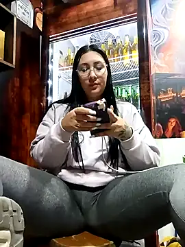 Snapshot of my-kitty chatting on February 21, 2:06 am my-kitty online show from February 21, 2:06 am