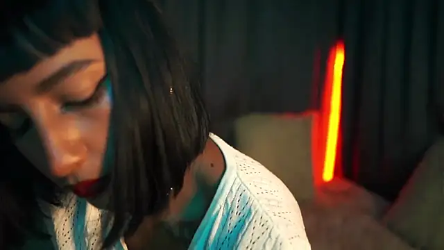 JulietaWinona online show from March 10, 9:30 pm