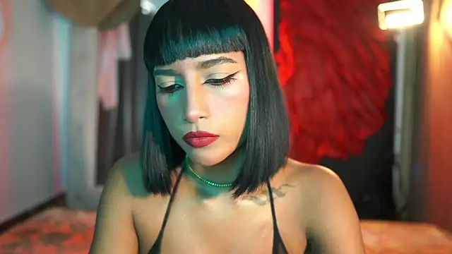 JulietaWinona online show from April 17, 10:45 pm