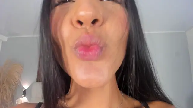 sofi potter  online show from February 27, 10:20 pm