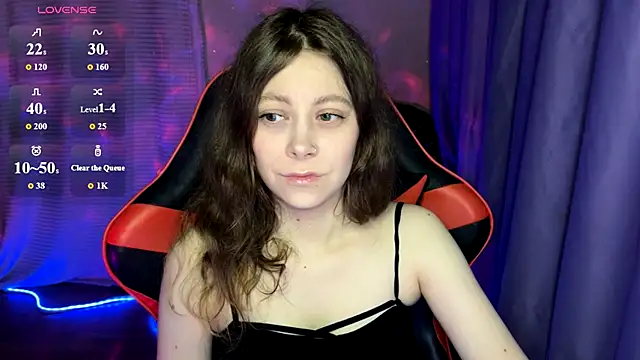 Snapshot of Natural_babe666 chatting on June 18, 9:53 pm Natural babe666 online show from June 18, 9:53 pm