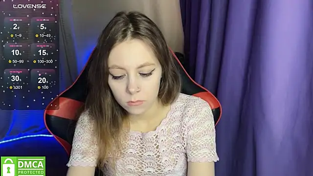 Snapshot of Natural_babe666 chatting on October 15, 7:16 am Natural babe666 online show from October 15, 7:16 am