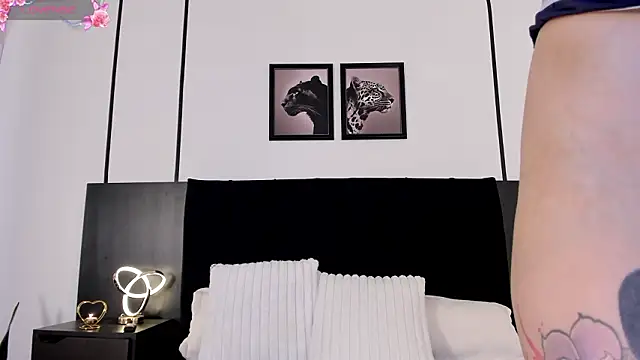 Doll troy online show from February 10, 1:32 pm