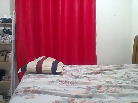 sexy  candyy online show from April 23, 8:21 pm
