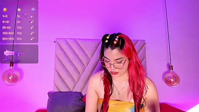 EmmaSwift  online show from February 11, 2:00 am