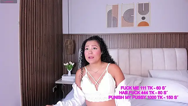 Ashleyy23x online show from May 16, 7:35 pm