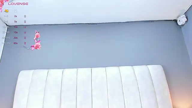 Ashleyy23x online show from November 12, 7:51 pm