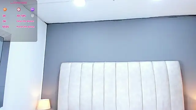 Ashleyy23x online show from November 6, 7:29 pm