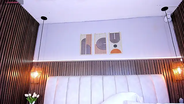 Ashleyy23x online show from April 8, 7:37 pm