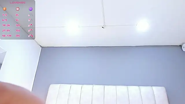 Ashleyy23x online show from November 27, 7:36 pm